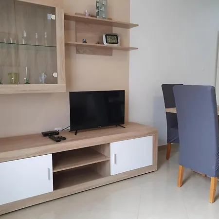 Apartment Apartment *